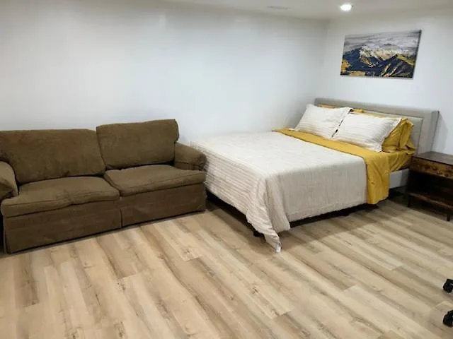 Toronto Cozy Home Retreat Διαμέρισμα